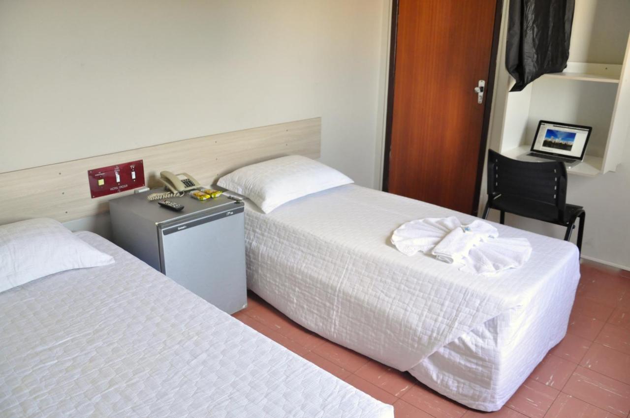 Hotel Cacula ลอนดริน่า ภายนอก รูปภาพ